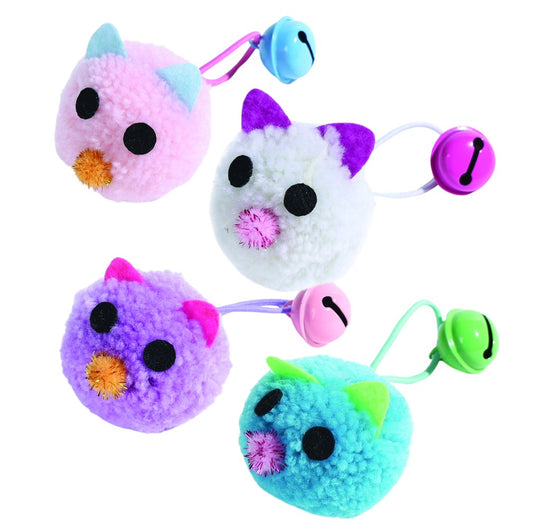 M–Pets WONDERS Cat Toy Moxie